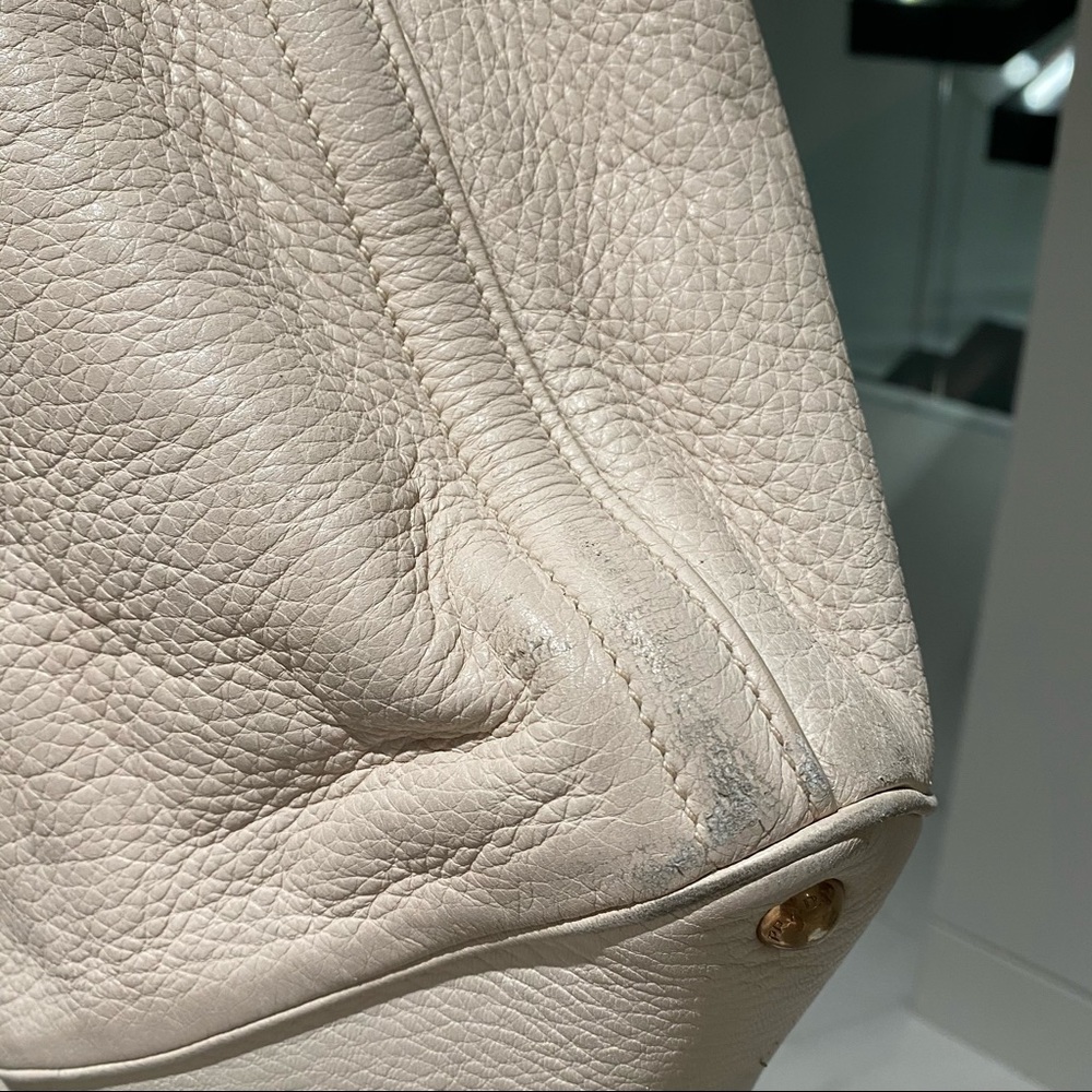 Prada Tote Bag - Picture 3 of 9